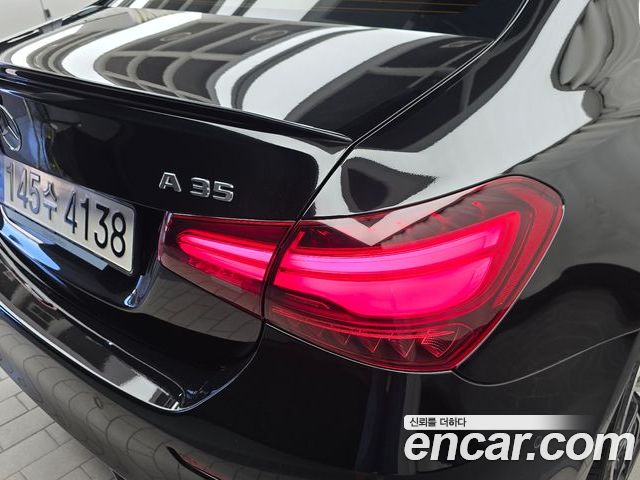 Mercedes-Benz A-Class 2024 — фото 9