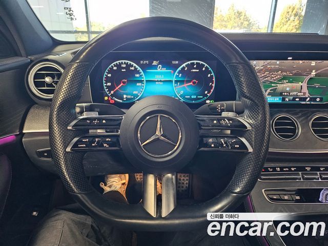 Mercedes-Benz E-Class 2022 — фото 4
