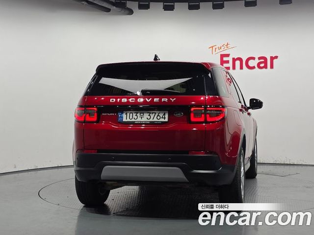 Land Rover Discovery Sport 2022 — фото 4