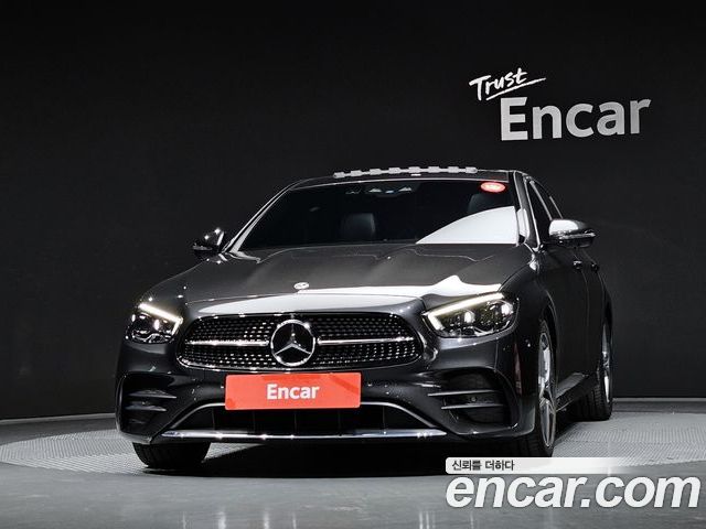 Mercedes-Benz E-Class 2023 — фото 3