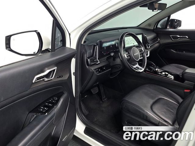 Kia Sportage 2022 — фото 10