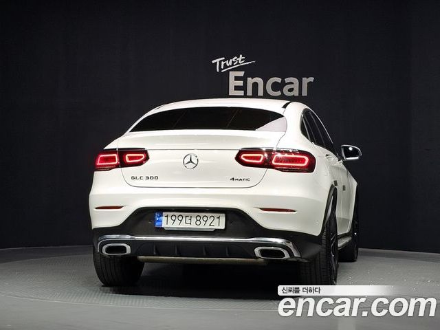 Mercedes-Benz GLC 2023 — фото 4