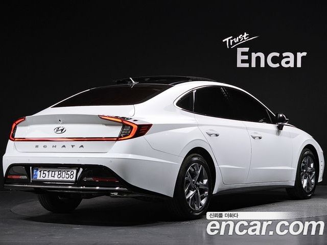 Hyundai Sonata 2022 — фото 2