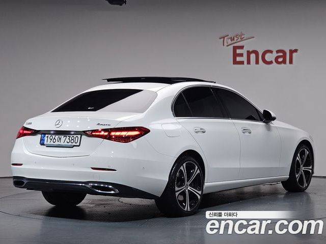 Mercedes-Benz C-Class 2023 — фото 2