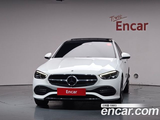 Mercedes-Benz C-Class 2023 — фото 3