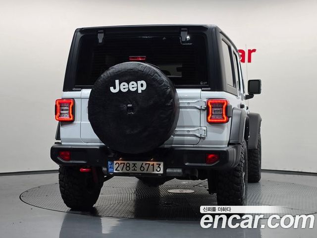 Jeep Wrangler 2022 — фото 4