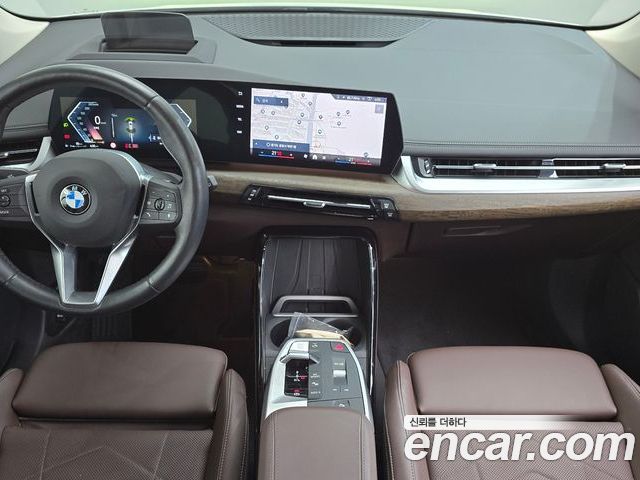 BMW 2 Series 2024 — фото 10
