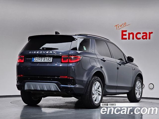 Land Rover Discovery Sport 2025 — фото 2
