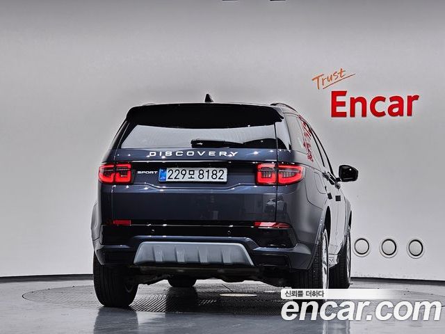 Land Rover Discovery Sport 2025 — фото 4