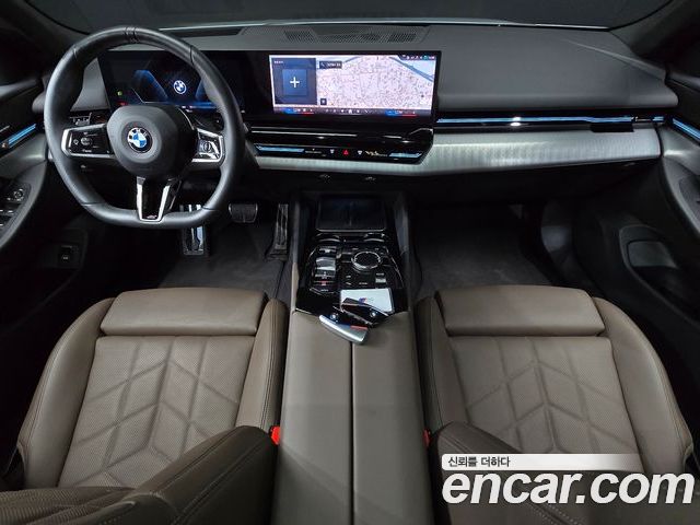 BMW 5 Series 2024 — фото 10