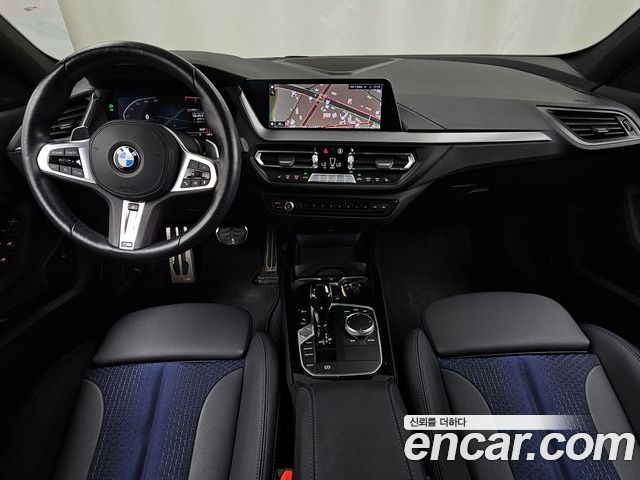 BMW 1 Series 2023 — фото 10