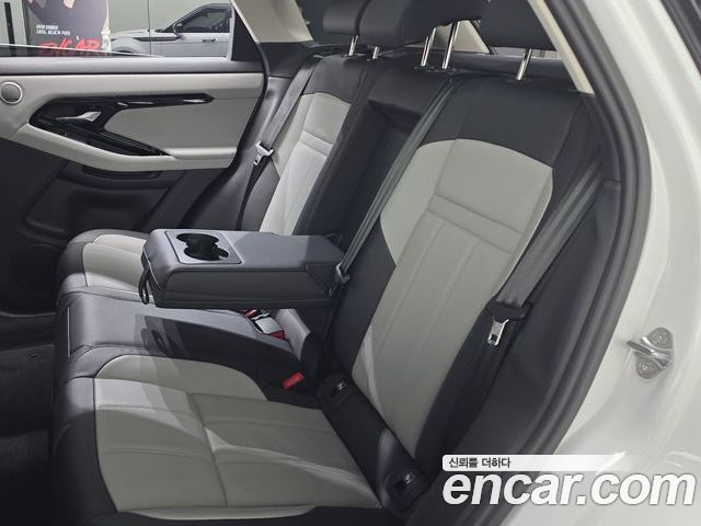 Land Rover Range Rover Evoque 2025 — фото 5