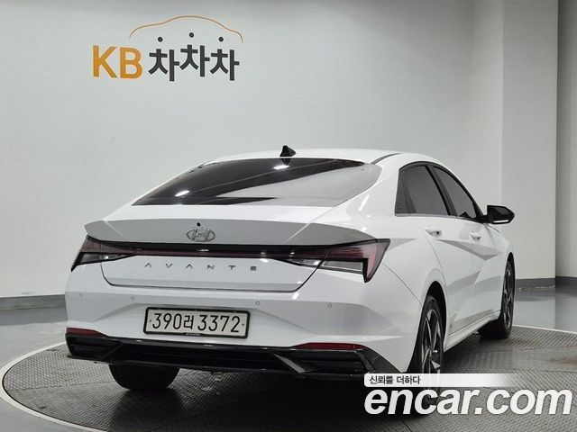 Hyundai Avante 2023 — фото 3