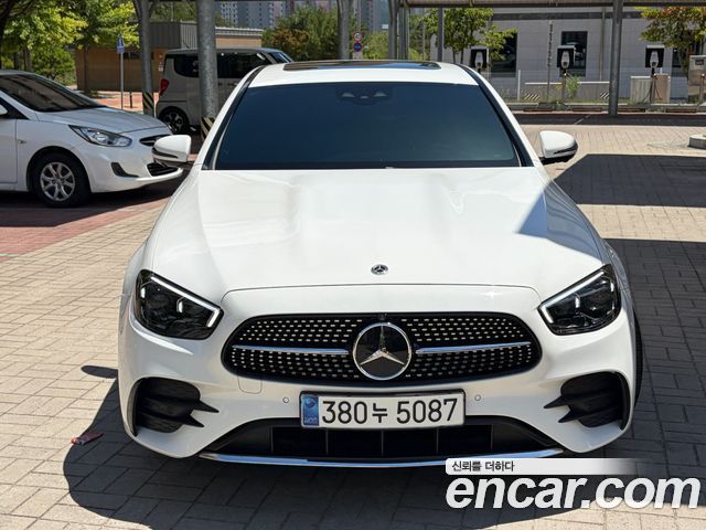 Mercedes-Benz E-Class 2023 — фото 2