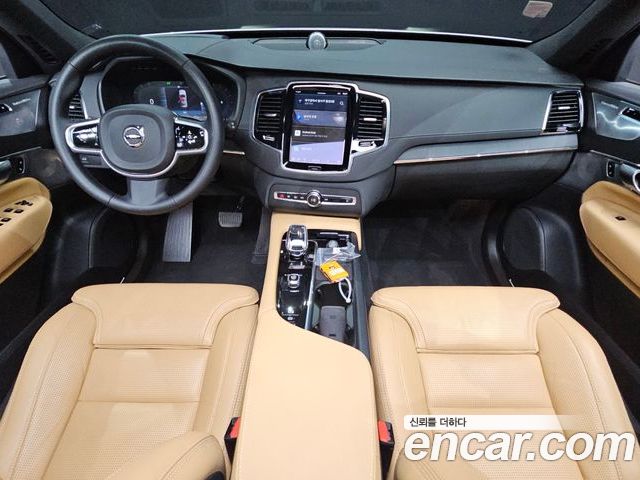Volvo XC90 2023 — фото 10