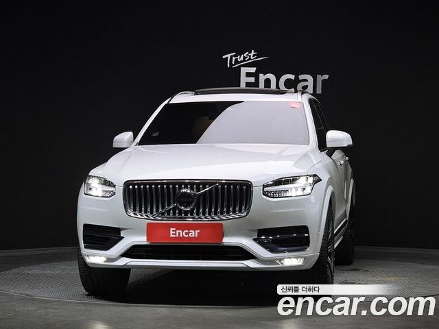 Volvo XC90 2023 — фото 3