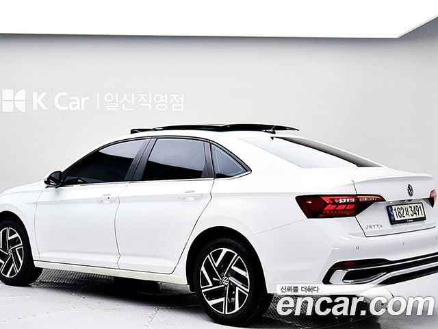 Volkswagen Jetta 2023 — фото 2
