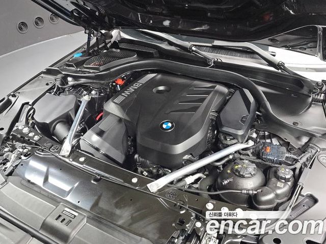 BMW 5 Series 2025 — фото 6