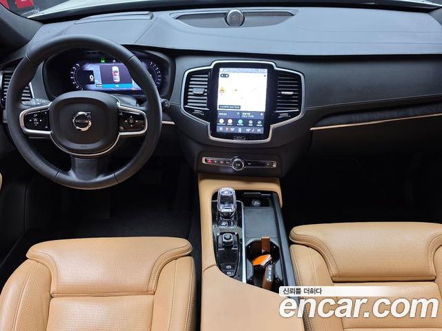 Volvo XC90 2023 — фото 10
