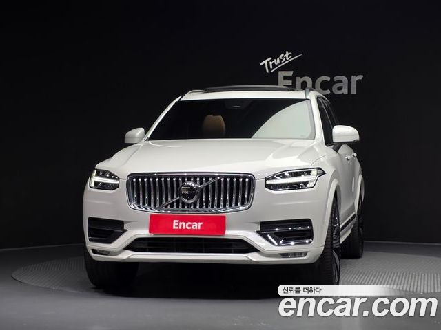 Volvo XC90 2023 — фото 3