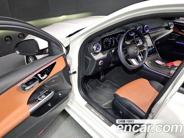 Mercedes-Benz C-Class 2023 — фото 10