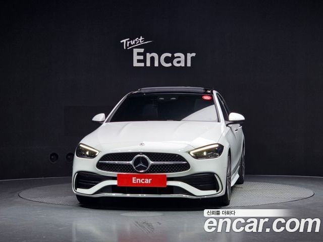 Mercedes-Benz C-Class 2023 — фото 3