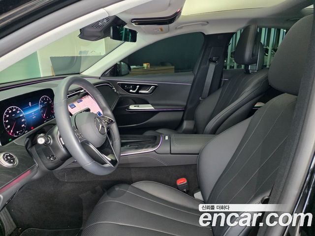 Mercedes-Benz E-Class 2025 — фото 10