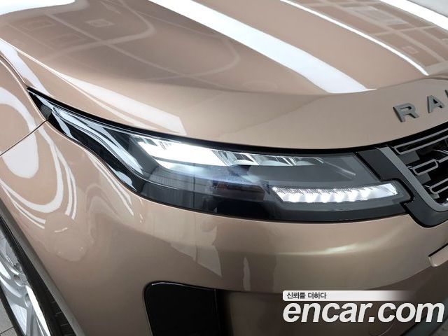 Land Rover Range Rover Evoque 2025 — фото 8