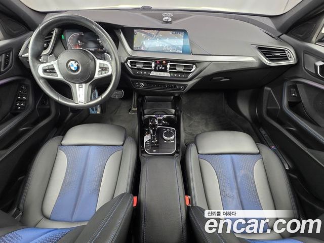 BMW 1 Series 2023 — фото 10
