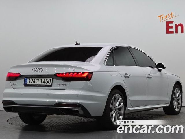 Audi A4 2023 — фото 2