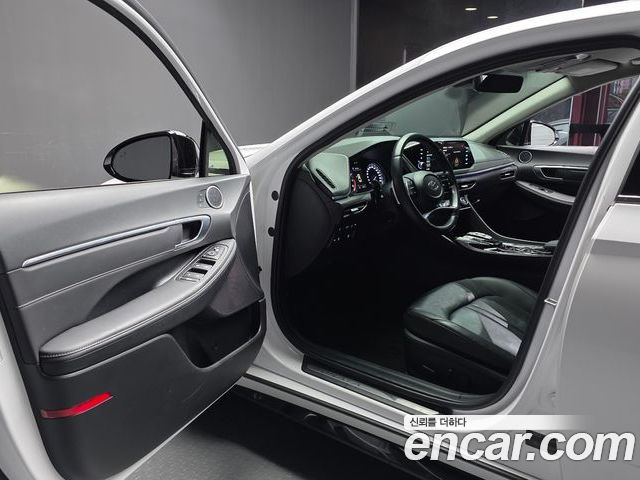 Hyundai Sonata 2023 — фото 10