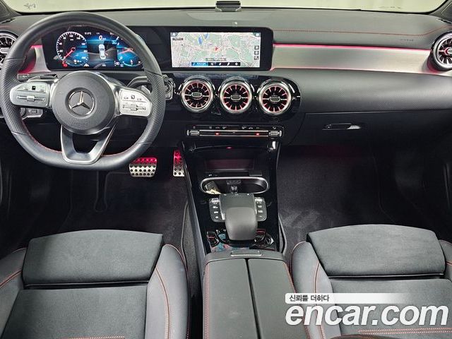 Mercedes-Benz CLA 2023 — фото 10