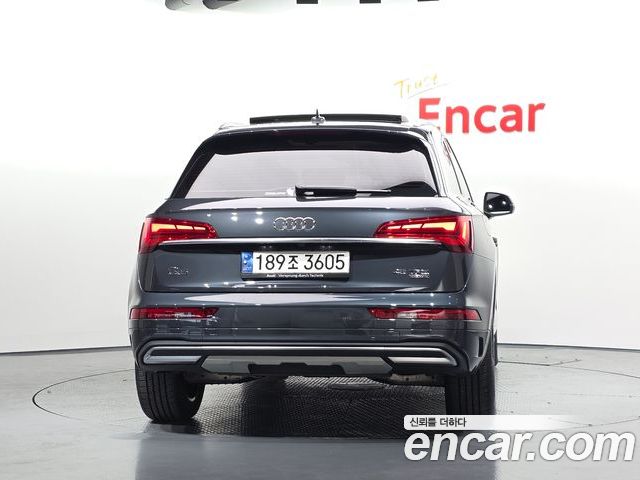 Audi Q5 2023 — фото 4