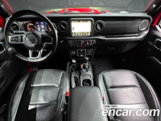 Jeep Wrangler 2022 — фото 10