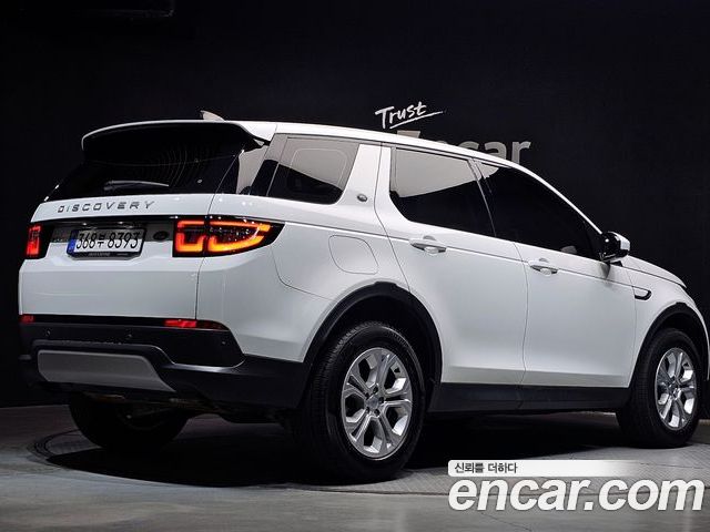 Land Rover Discovery Sport 2022 — фото 2