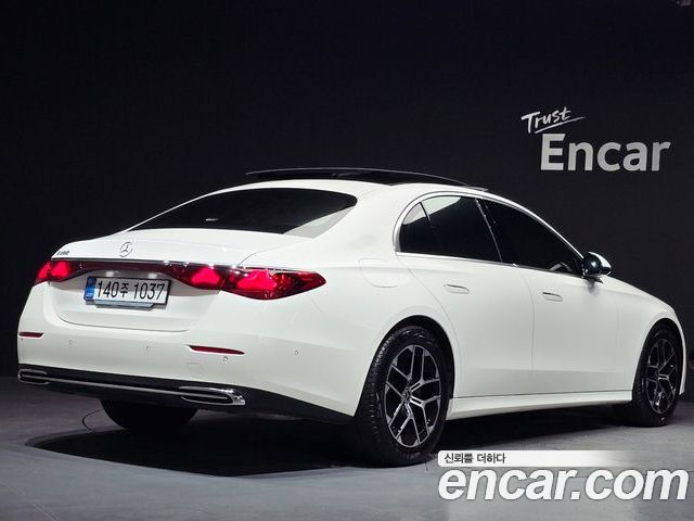 Mercedes-Benz E-Class 2025 — фото 2