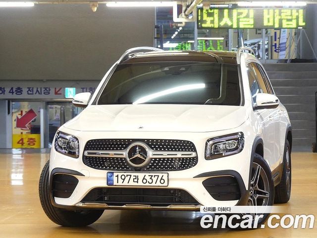 Mercedes-Benz GLB 2023 — фото 3