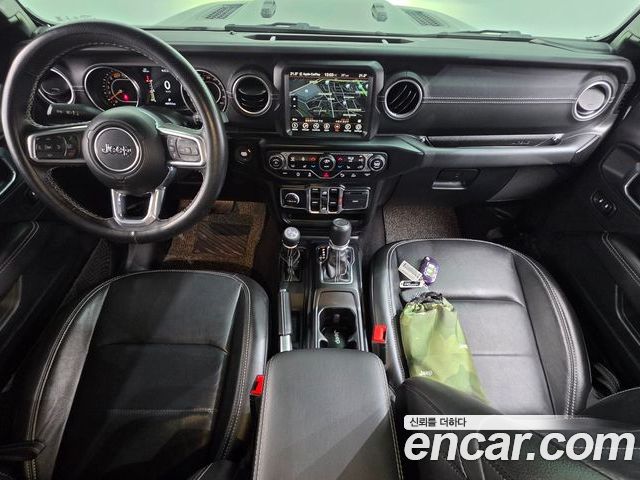 Jeep Wrangler 2023 — фото 10