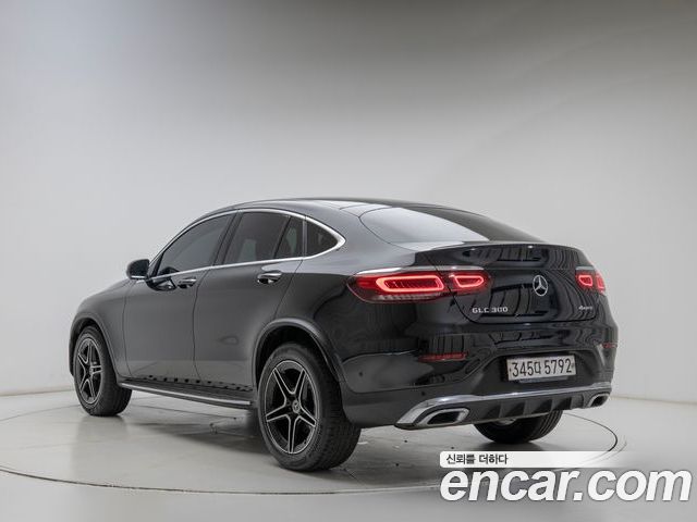 Mercedes-Benz GLC 2023 — фото 2