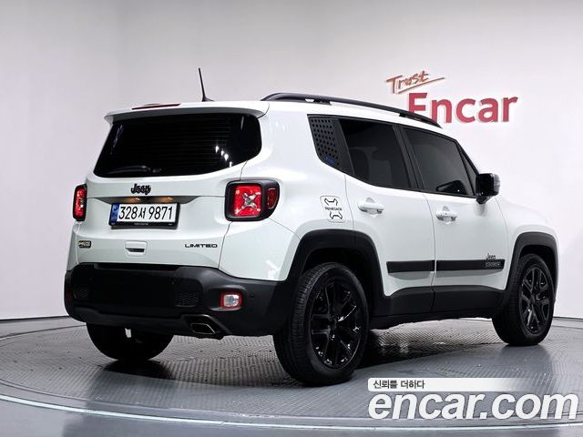 Jeep Renegade 2022 — фото 2