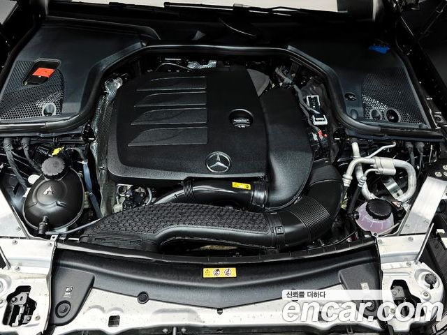 Mercedes-Benz E-Class 2022 — фото 6