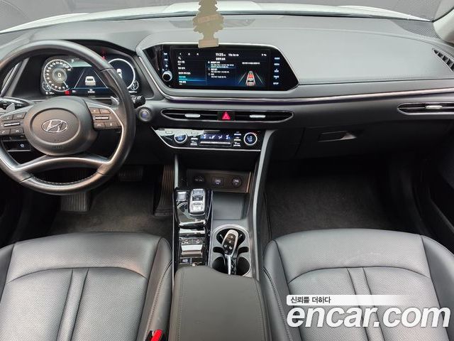 Hyundai Sonata 2023 — фото 10