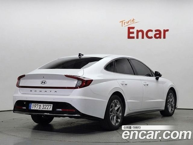 Hyundai Sonata 2023 — фото 2