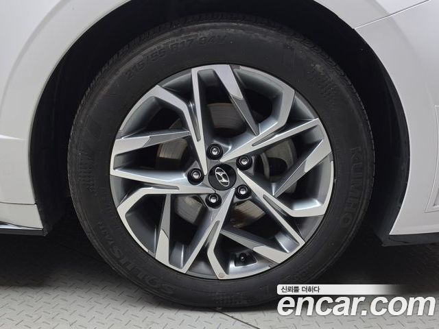 Hyundai Sonata 2023 — фото 7