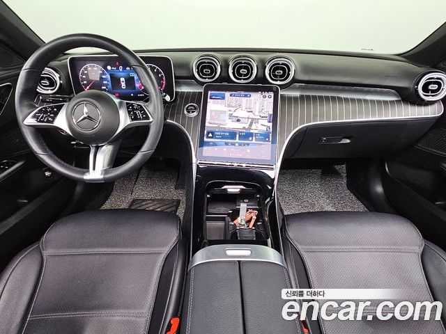 Mercedes-Benz C-Class 2022 — фото 7