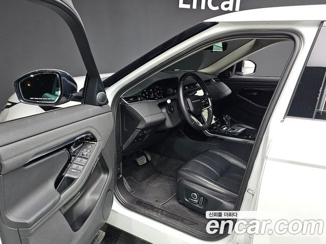 Land Rover Range Rover Evoque 2022 — фото 10