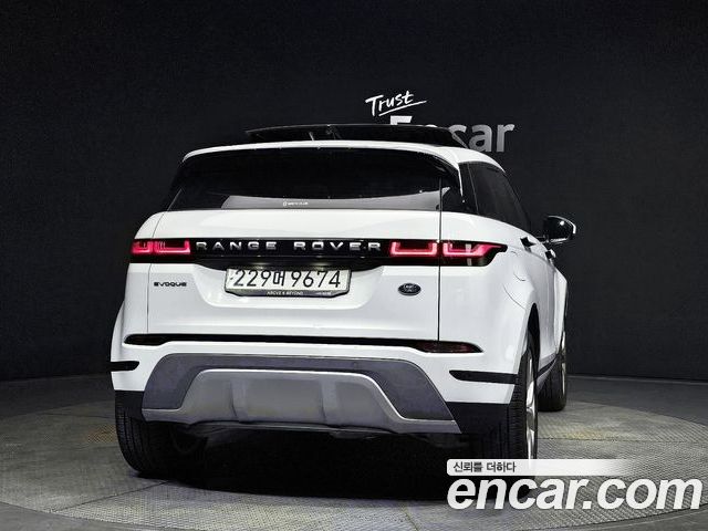 Land Rover Range Rover Evoque 2022 — фото 4