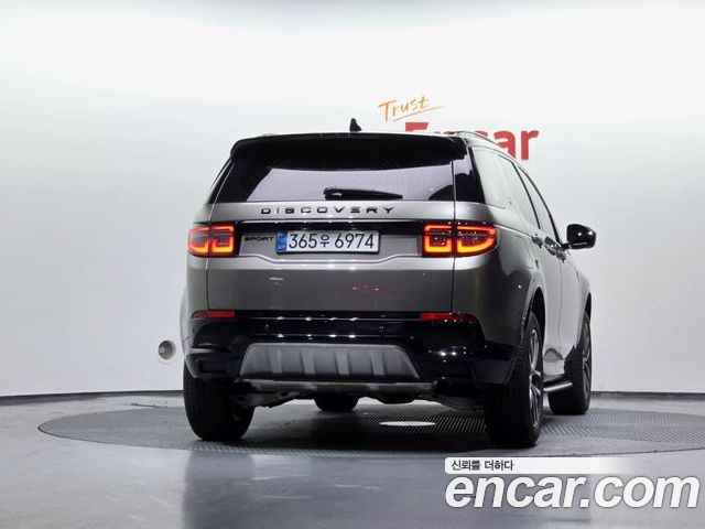 Land Rover Discovery Sport 2025 — фото 4