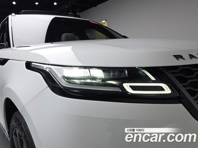 Land Rover Range Rover Velar 2023 — фото 8