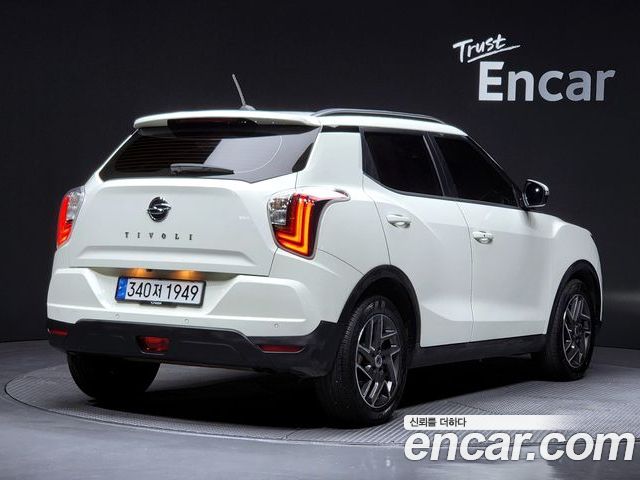 SsangYong Tivoli 2022 — фото 2